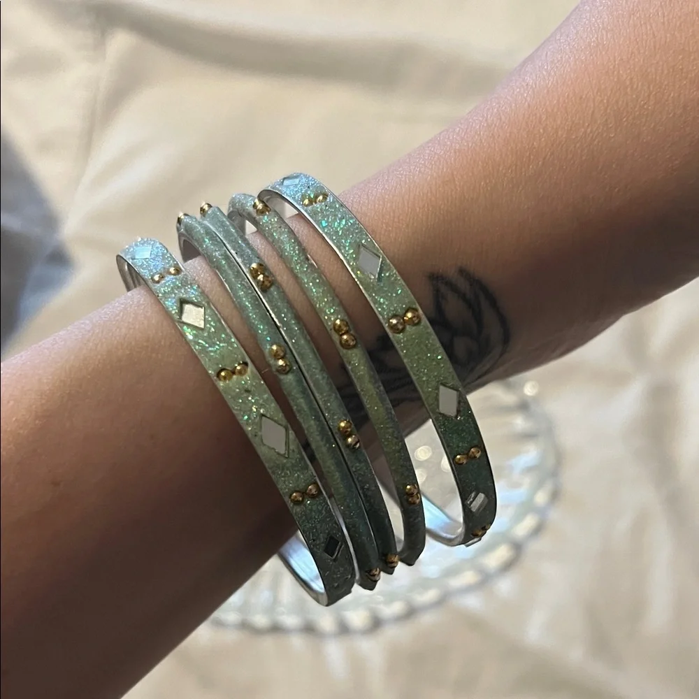 Elegant Turquoise and Gold Glitter Bangle Set